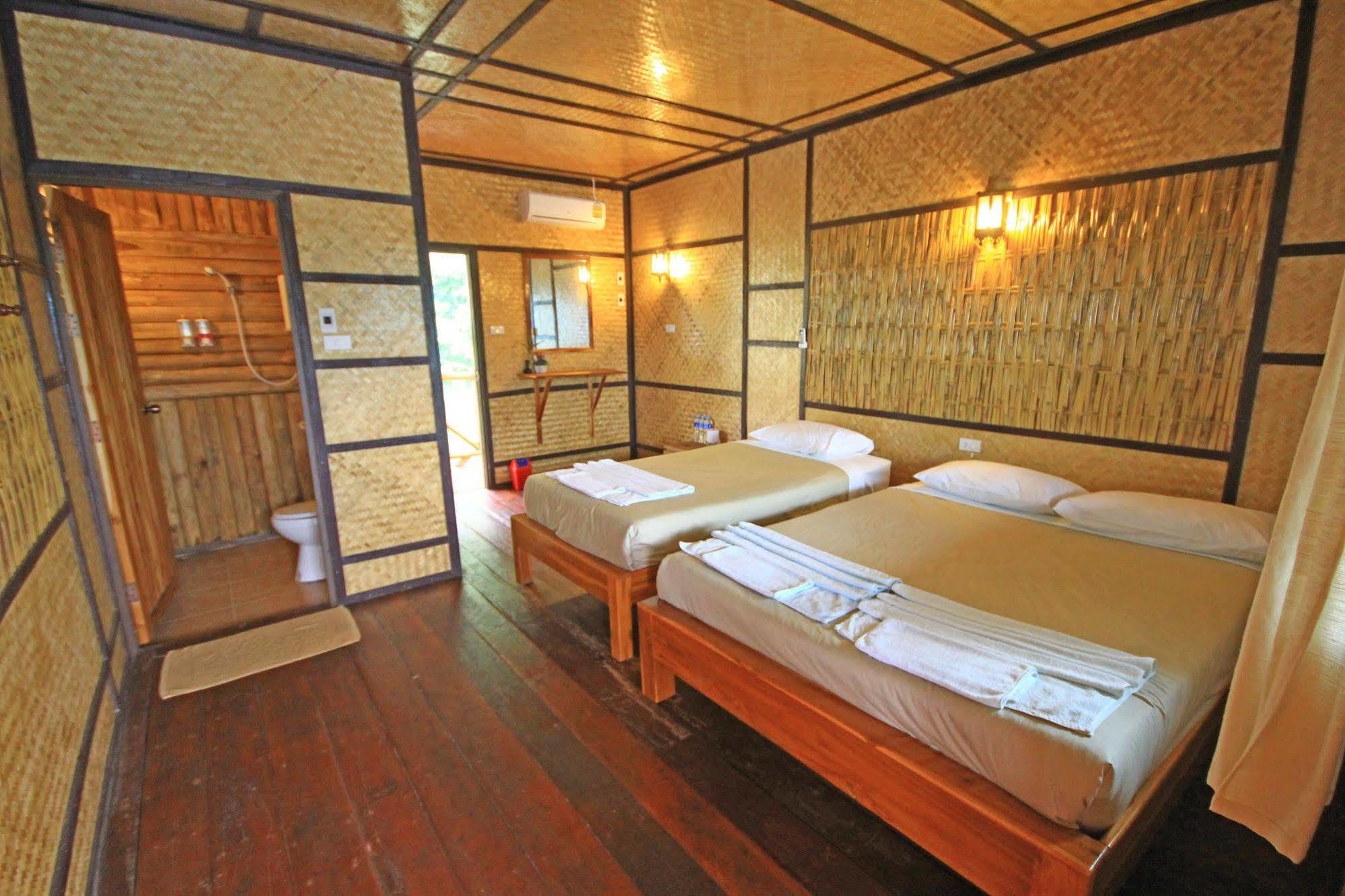 Saiyok Mantra Resort Ban Huai Maenam Noi Eksteriør billede